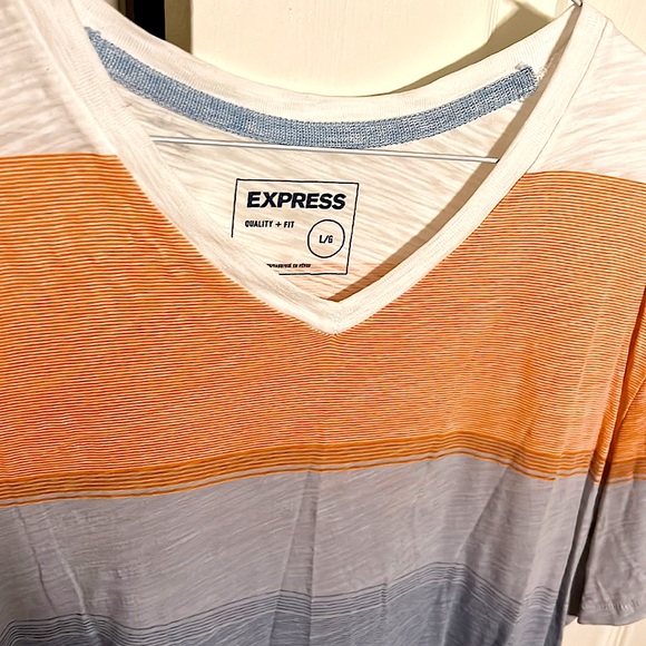 Express tee - Picture 2 of 4